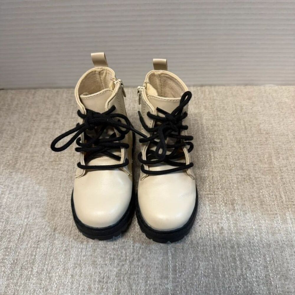 Zara Cream Toddler Girls Track Sole Zipper Boots EU 21 / US 5.5